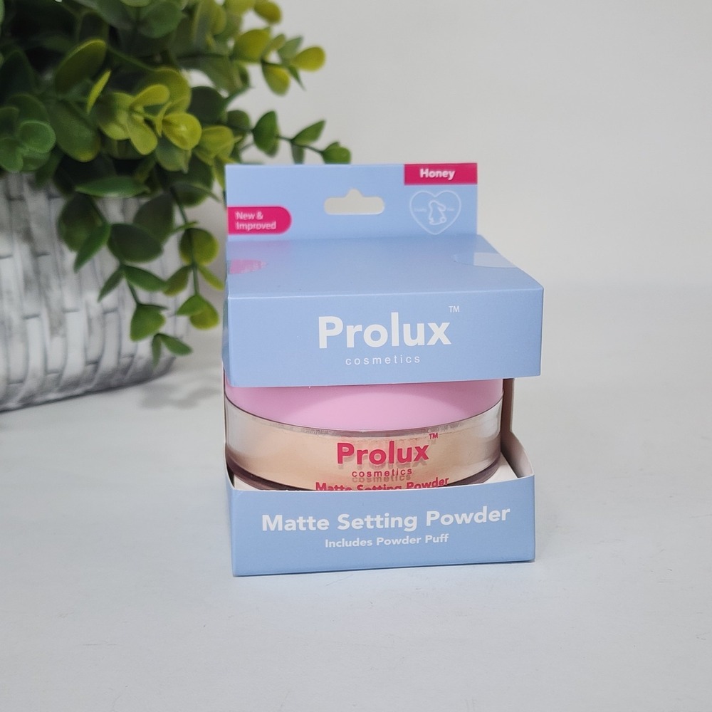 Prolux Cosmetics Matte Setting Powder Honey with Powder Puff 0.35oz FPT00073 NEW
